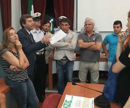 IVREA. Protesta contro la cava di San Bernardo in Consiglio Comunale