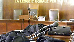 Violenze del 3 ottobre a Torino e i nuovi arresti: per gli inquirenti una rabbia senza regia politica n&eacute; legami con l&rsquo;area antagonista