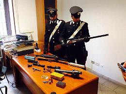 Settimo. Teneva un arsenale in casa, arrestato 52enne settimese