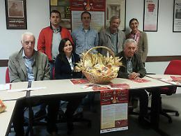 BANCHETTE. Ritorna la sagra del “pignoletto”