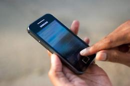 BOLLENGO. Molestava compagna di classe. 207 telefonate anonime, a processo