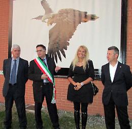 CHIAVERANO. Maria Teresa Ruta inaugura "Tacaicà - Maxi Foto sui muri delle case"