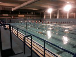 CHIVASSO. E' morto in ospedale il 25enne colto da malore mentre nuotava in piscina
