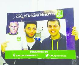 INTERVISTA. Calciatori Brutti, tra ignoranza e genialità