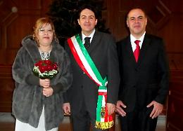 BRANDIZZO. Il Prefetto regala la fascia a Deluca