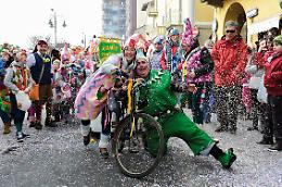 CRESCENTINO. In quattromila alla sfilata di Carnevale!