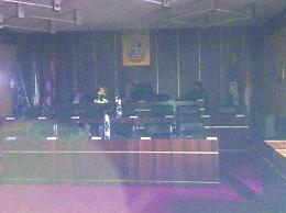 LEINI. Consiglio al buio, salta la seduta. L'opposizione: "È dittatura!"
