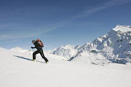 FORMAZZA. Incidenti montagna: recuperato scialpinista caduto, è grave