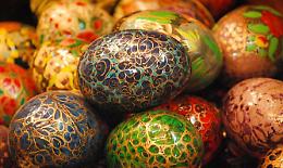 AGLIE&#039;. Un pc nell&#039;uovo di Pasqua, raccolti 1100 euro