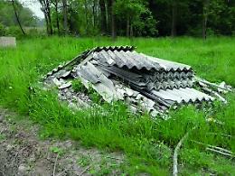 MONTANARO-FOGLIZZO. Discariche di amianto a cielo aperto: vergogna!