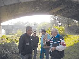 CHIVASSO. Degrado sotto il ponte sull'Orco, l'assessore Castello dorme...