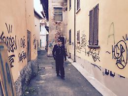 LEINI. Spray su muri e fuoco a finestra, presi 3 baby-vandali
