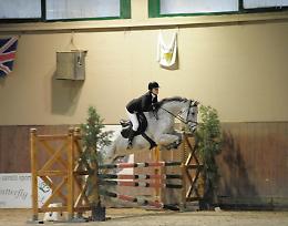 VESTIGNE'. Amazzone 15enne cade da cavallo: ricoverata al Cto di Torino