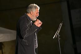 IVREA. La Grande Invasione, domani grande concerto con Bobo Rondelli e Appino
