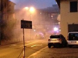 IVREA. Auto brucia in via Jervis
