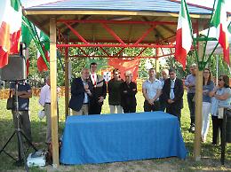 CHIVASSO. Inaugurato il giardino a Pessoa. E l'Anpi?