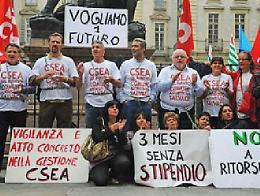 TORINO. Volantini e striscioni su ex Csea sgomberata