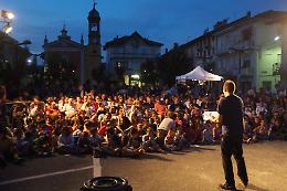 MATHI. Lunathica, lo spettacolo continua.