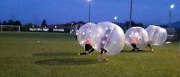 AZEGLIO. La prima del Bubble Football! Vincono i Diamoli