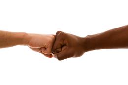 TORINO. Premi: 'Un calcio al razzismo' con progetto torinese