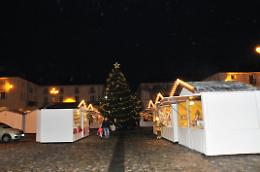 Venaria: Flop delle casette di Natale Pochi affari per gli espositori
