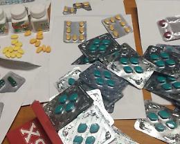 RAVENNA. Medicinali illegali nei sexy shop, 11 arresti e un fermo