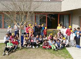 LESSOLO. Nontiscordardimè: le scuole progettano i loro spazi