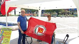 VENARIA. Gazebo dellaRifondazione Comunista