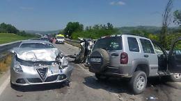 CARRU'. Incidenti stradali: scontro fra auto, due morti e tre feriti