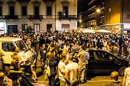 TORINO. Ironia sulla mala movida, in città manifesti sfottò