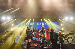 I Clean Bandit al GruVillage