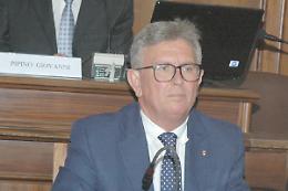 CHIVASSO. All'assemblea dell'Asl Castello delega Barengo. E i sindaci non la prendono bene