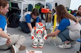 SETTIMO TORINESE. Robot ed esseri umani, parte il laboratorio “Ogeima Story”
