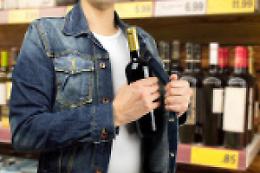 CIRIE. Ragazzina ruba alimenti per 350 euro all'Ipercoop