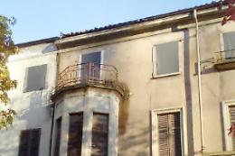 CIGLIANO. Cede il tetto di Palazzo Carpeneto