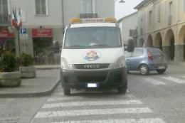 VEROLENGO. “Fate la multa ai parcheggiatori abusivi”