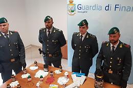 TORINO. Integratori con sostanze dopanti, sequestrate 700 compresse