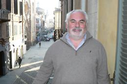 CASALBORGONE. Le fognature del Castello creano qualche imbarazzo anche al Consiglio comunale...