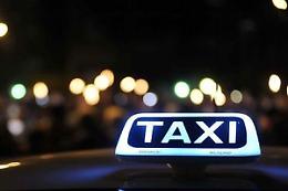 SETTIMO. Rapinato un tassista, due arresti