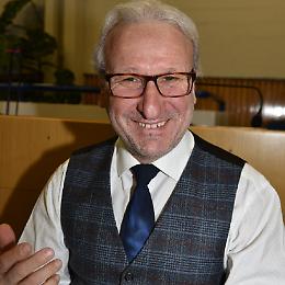 SETTIMO TORINESE. Piastra è brava! Il sindaco Puppo è un amico ma...
