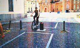 VENARIA. Ferita da un “pilomat”. Oltre al danno, la beffa