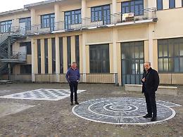 CHIVASSO. Alla “Mazzucchelli” un nuovo ingresso per la materna, nuova area giochi alla “Marconi”