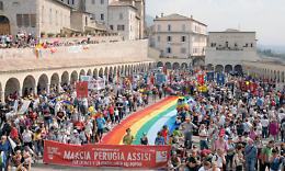 SALUGGIA. Con il Presidio Libera e gli scout alla Marcia per la pace Perugia-Assisi