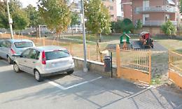 CIRIE'. Un uomo si masturba al parco  davanti a bambini e famiglie