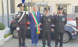 CRESCENTINO. Il sindaco Greppi ha premiato tre Carabinieri di Crescentino
