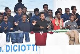 CHIVASSO. I migranti della nave Diciotti a Chivasso. La Lega ribadisce: "Prima gli italiani"