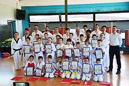TAEKWONDO. Meritato riposo per gli allievi e i tecnici della Taekwondo Canavese