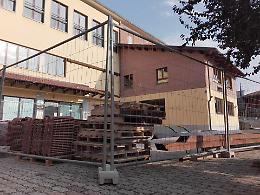 VISTRORIO. Lavori in corso: ecco gli spogliatoi ed un parcheggio tutto nuovo