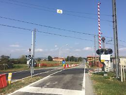 Un'altra tragedia sfiorata al passaggio a livello di Aré