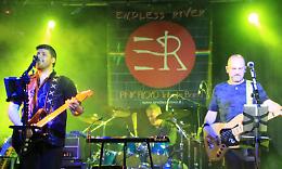 CRESCENTINO. All’«Angelini» un tributo ai Pink Floyd